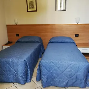 *** Hotell Salerno Italien